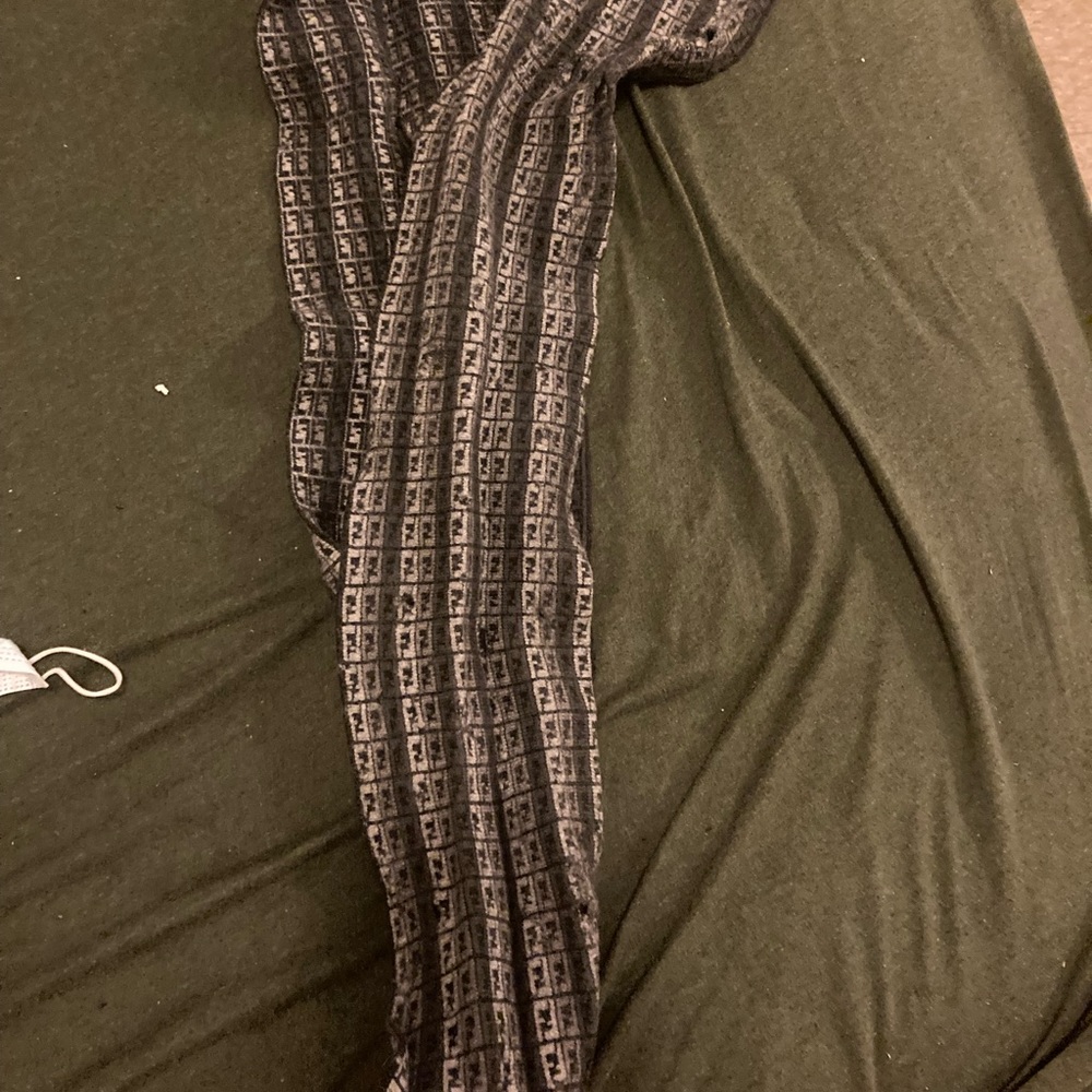 Fendi scarf black and gray